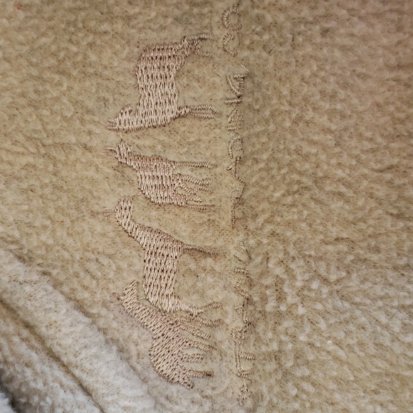 Outback Trading Co. hooded vest - Picture 3 of 6